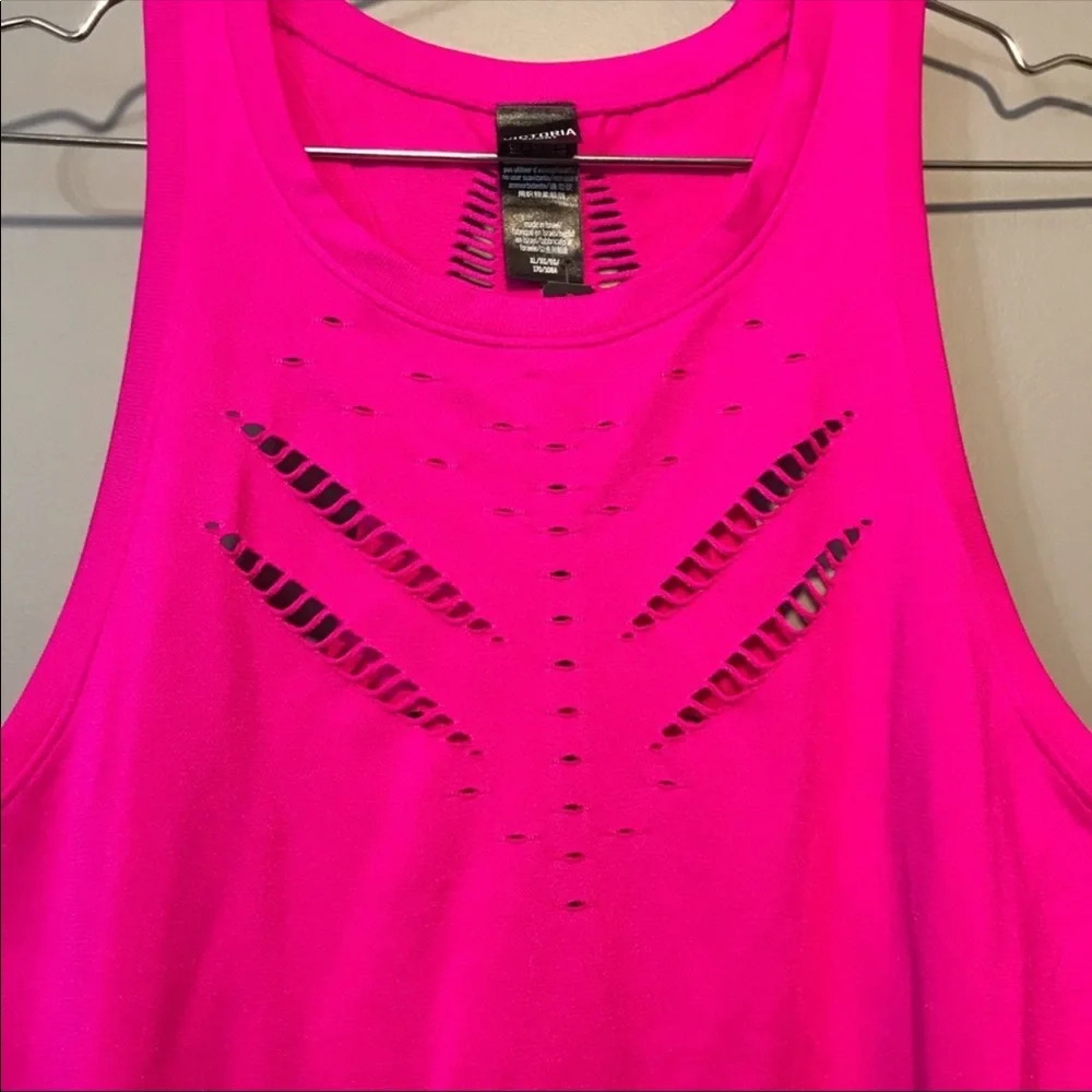 NWT Victoria’s Secret Black Seamless Tank - Picture 3 of 5